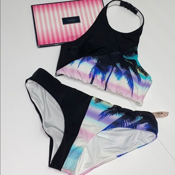 New❤️Victoria's Secret Swimsuit  - Picture 1 of 7